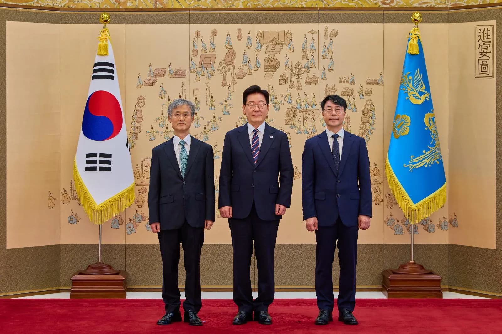 김성수 대법관 임명한 李 대통령…‘재제청 갈등’ 조희대와 차담