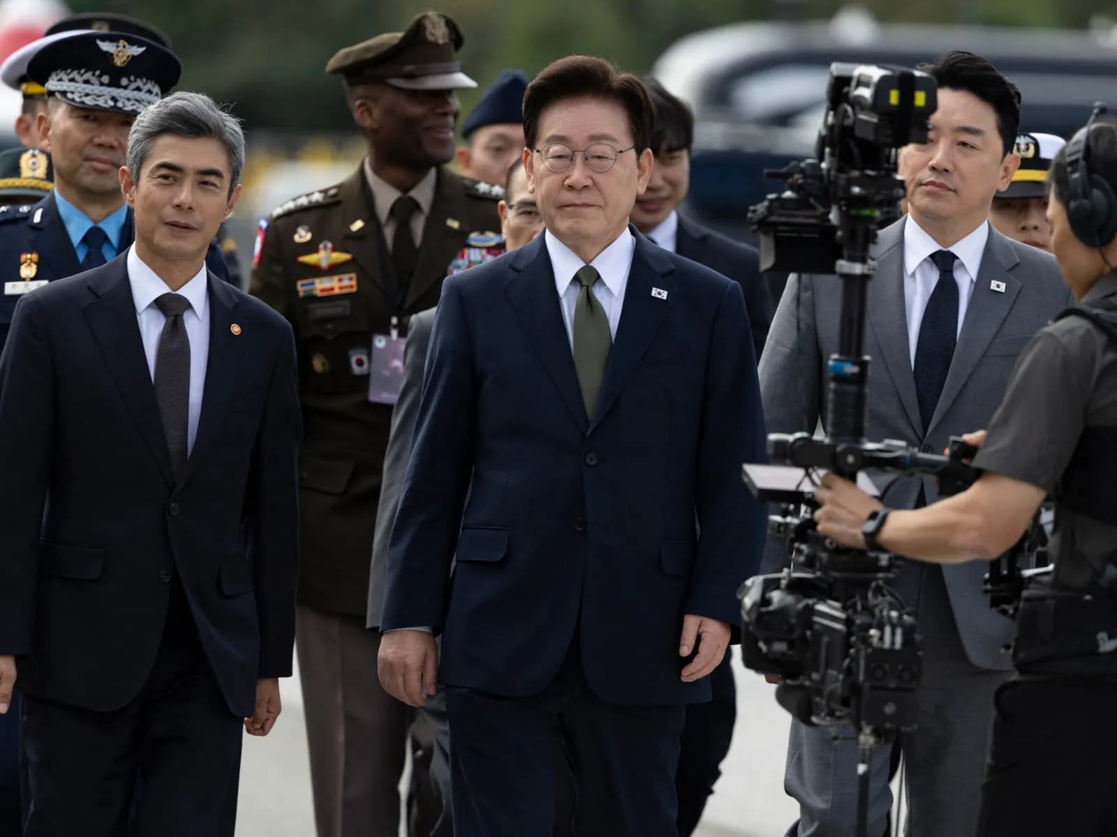 한국, 우크라이나에 POW 이송 논란으로 강경 대응